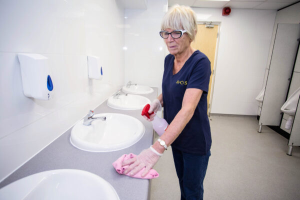 cleaning sinks and basins